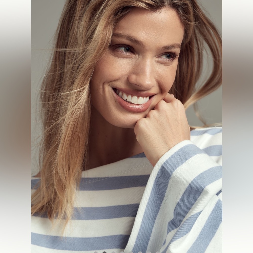 NWT - Boatneck Bell-Sleeve Knit Top - Picture 8 of 8